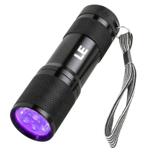 2 مصابيح ضوء فوق بنفسجي للكشف عن العقارب